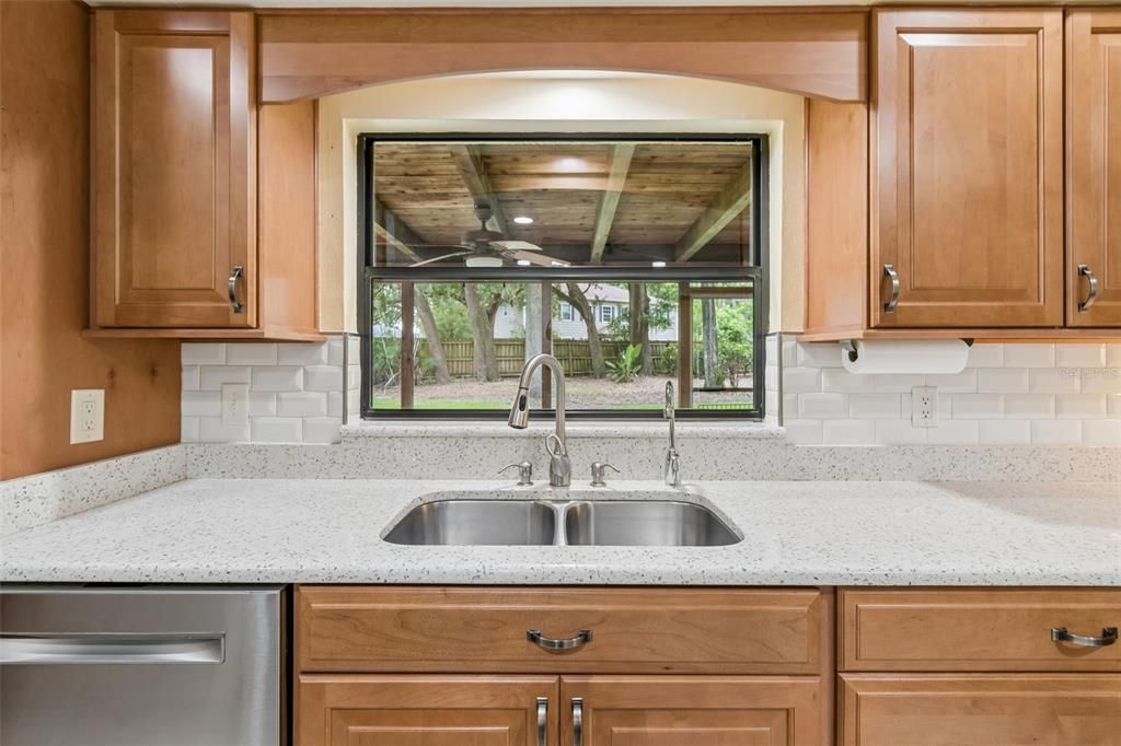 For Sale: $607,000 (4 beds, 2 baths, 2009 Square Feet)