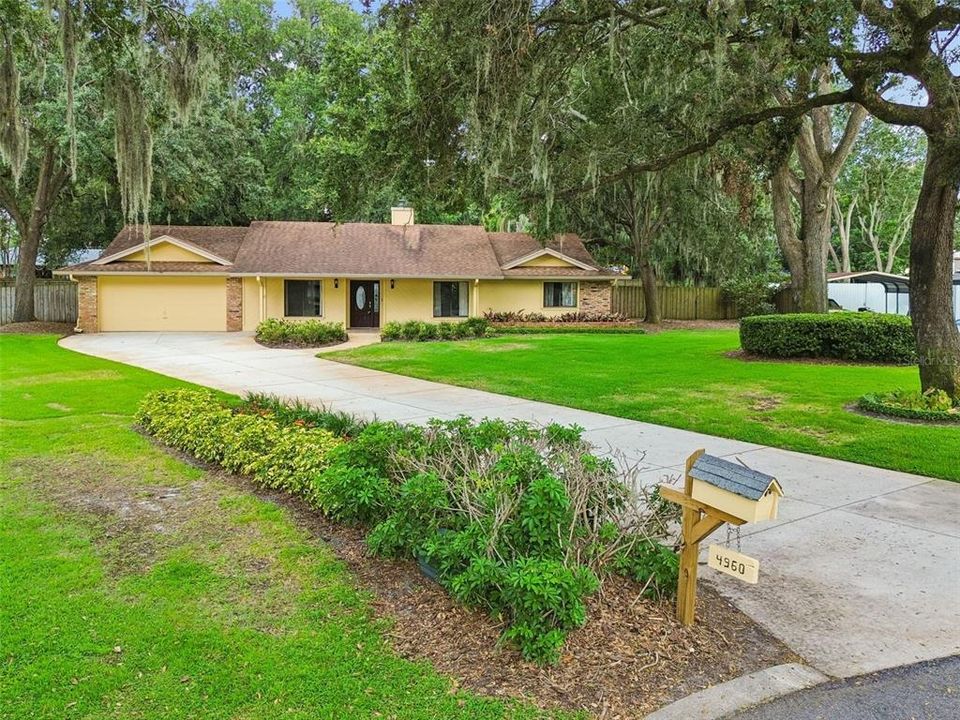 For Sale: $607,000 (4 beds, 2 baths, 2009 Square Feet)