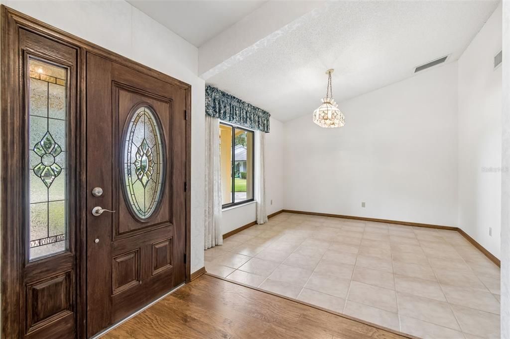 For Sale: $607,000 (4 beds, 2 baths, 2009 Square Feet)