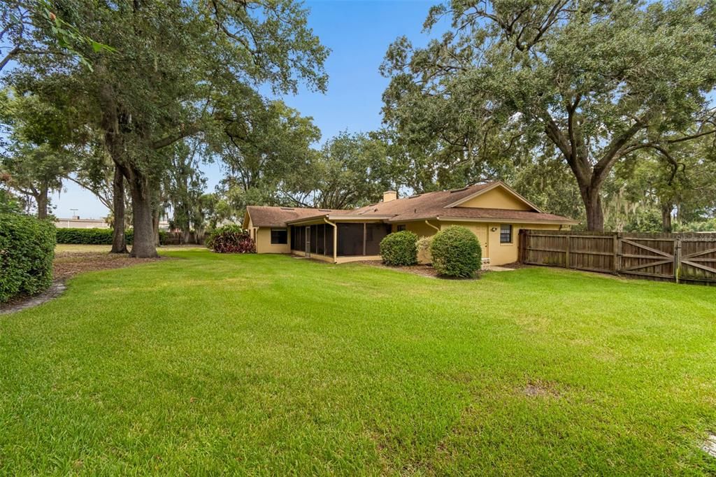 For Sale: $607,000 (4 beds, 2 baths, 2009 Square Feet)