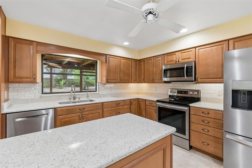 For Sale: $607,000 (4 beds, 2 baths, 2009 Square Feet)
