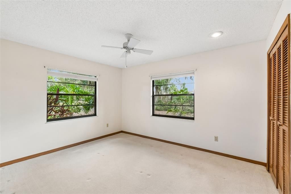 For Sale: $607,000 (4 beds, 2 baths, 2009 Square Feet)