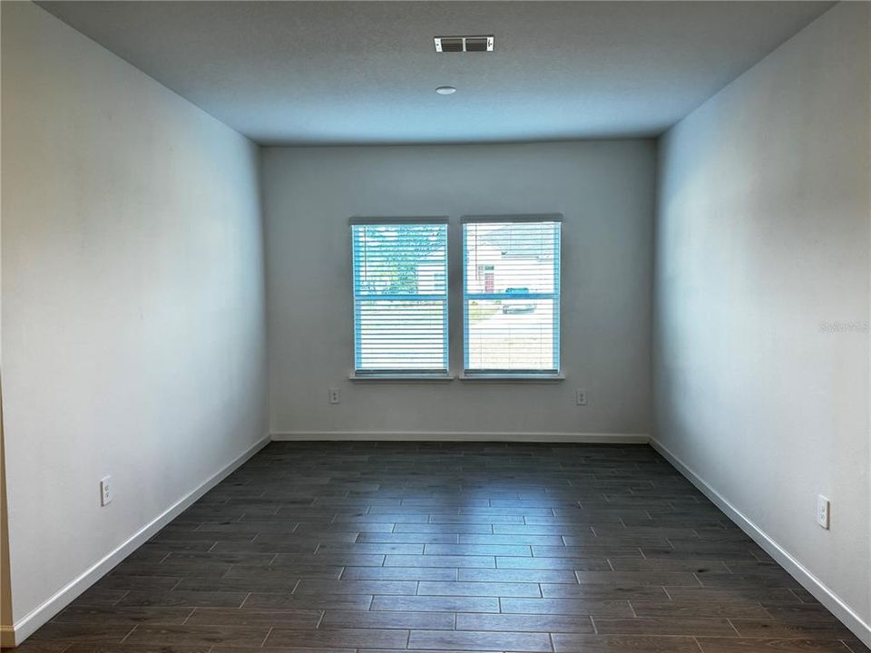 For Rent: $2,650 (4 beds, 3 baths, 2290 Square Feet)