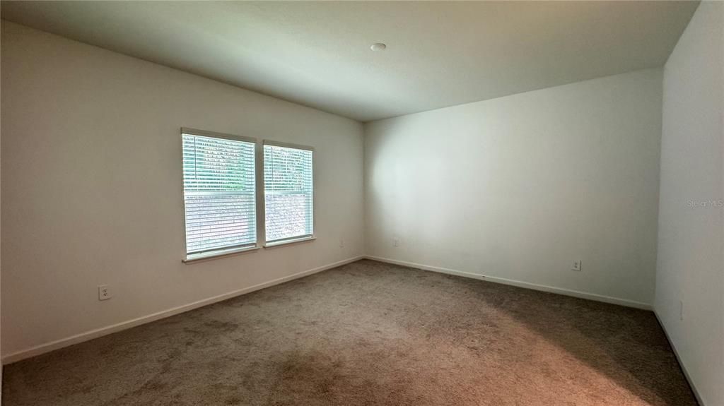 For Rent: $2,650 (4 beds, 3 baths, 2290 Square Feet)
