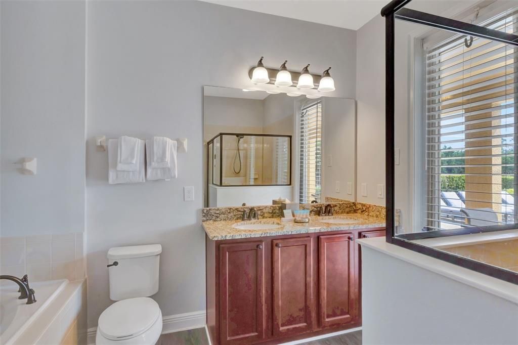 For Sale: $875,000 (10 beds, 10 baths, 4683 Square Feet)