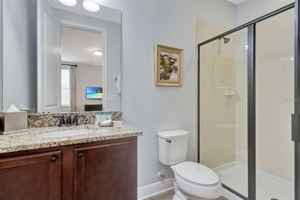 For Sale: $875,000 (10 beds, 10 baths, 4683 Square Feet)