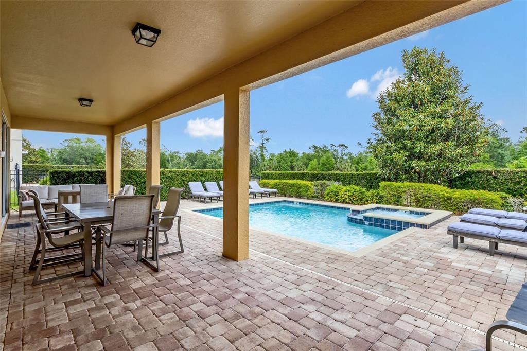 For Sale: $875,000 (10 beds, 10 baths, 4683 Square Feet)