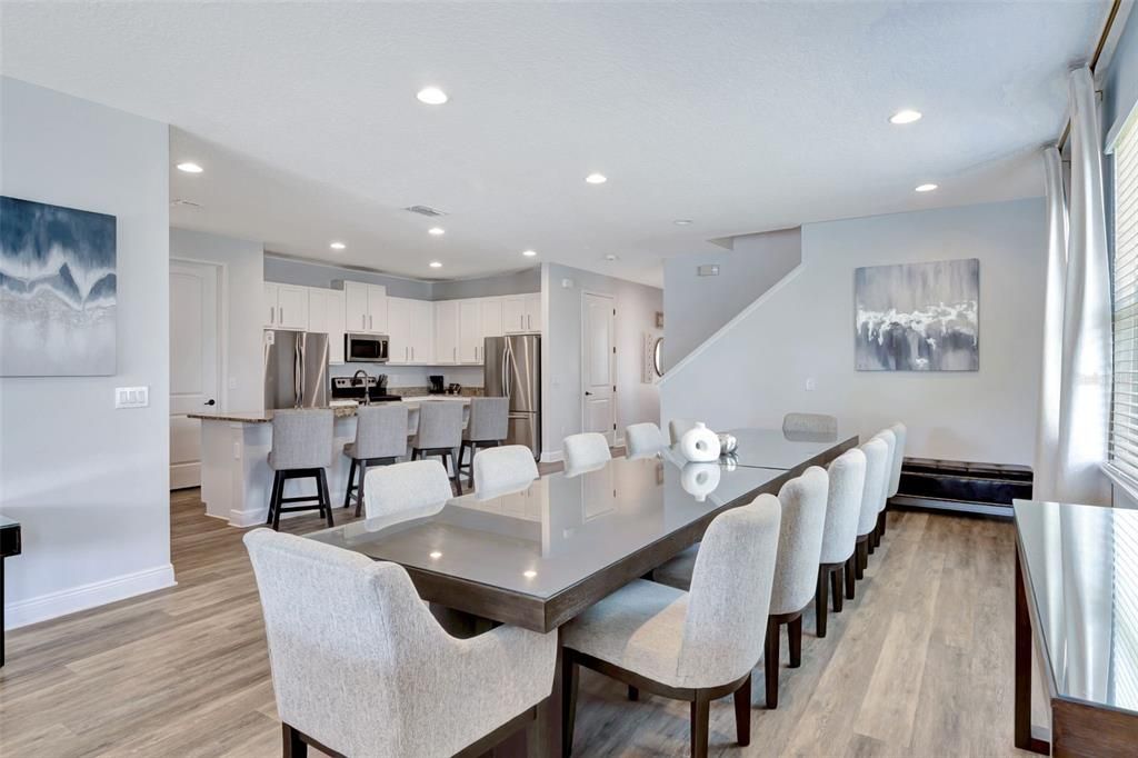 For Sale: $875,000 (10 beds, 10 baths, 4683 Square Feet)