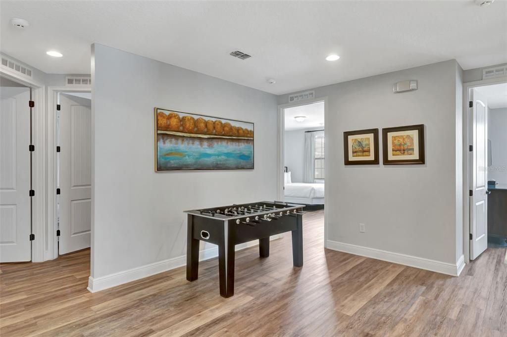 For Sale: $875,000 (10 beds, 10 baths, 4683 Square Feet)
