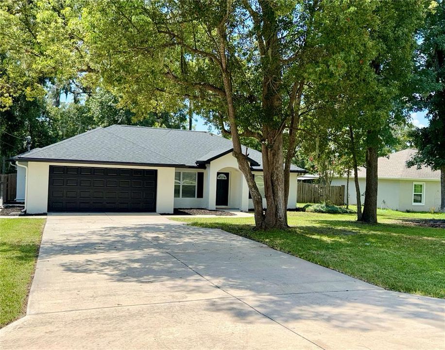 For Sale: $239,000 (3 beds, 2 baths, 1832 Square Feet)