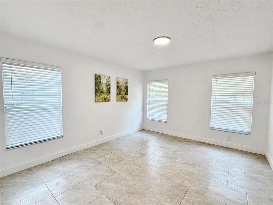 For Sale: $239,000 (3 beds, 2 baths, 1832 Square Feet)