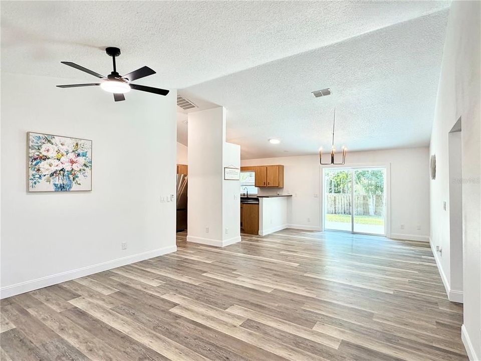 For Sale: $239,000 (3 beds, 2 baths, 1832 Square Feet)