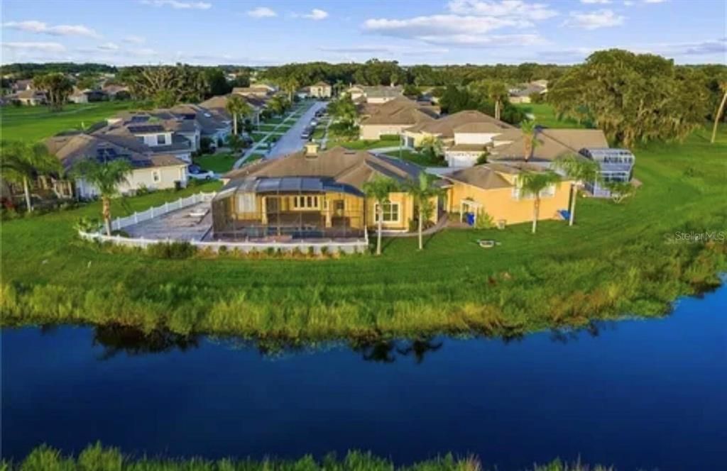 En Venta: $785,000 (5 camas, 4 baños, 4580 Pies cuadrados)