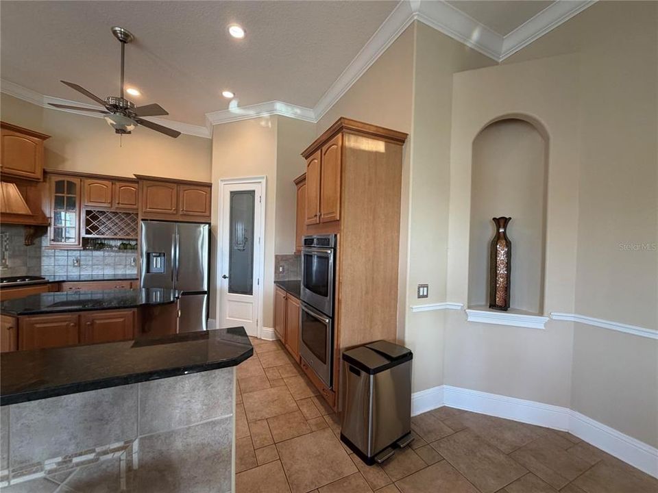 En Venta: $785,000 (5 camas, 4 baños, 4580 Pies cuadrados)