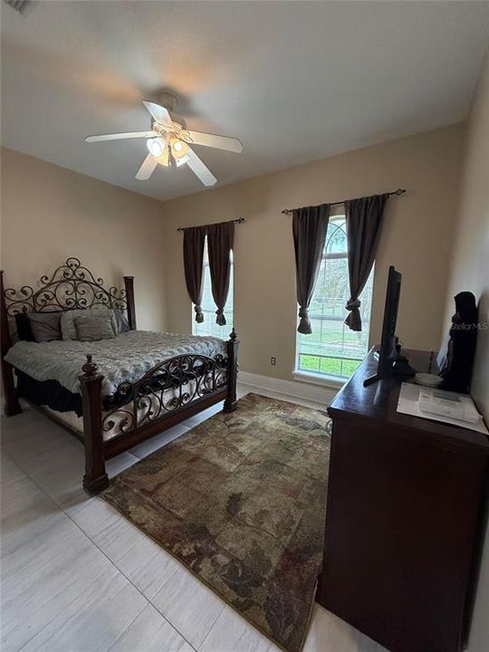 En Venta: $785,000 (5 camas, 4 baños, 4580 Pies cuadrados)