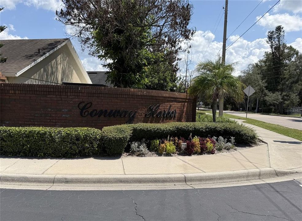 For Rent: $2,650 (3 beds, 2 baths, 1835 Square Feet)