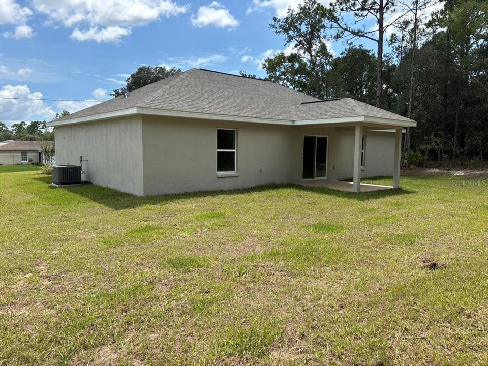 Active With Contract: $249,900 (3 beds, 2 baths, 1405 Square Feet)
