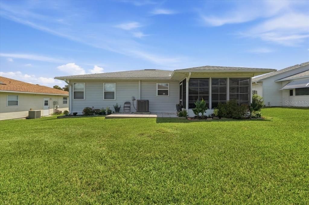 For Sale: $224,900 (2 beds, 2 baths, 1045 Square Feet)