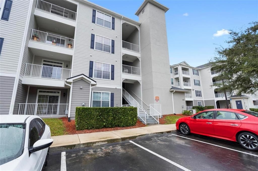 For Rent: $2,300 (3 beds, 2 baths, 1269 Square Feet)