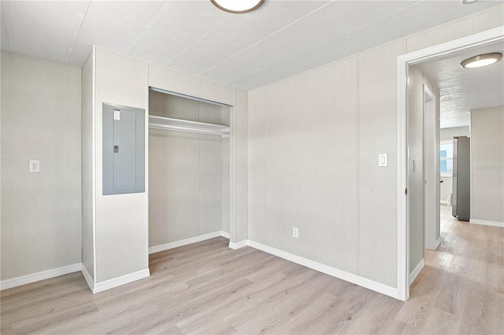 For Sale: $128,000 (2 beds, 2 baths, 768 Square Feet)
