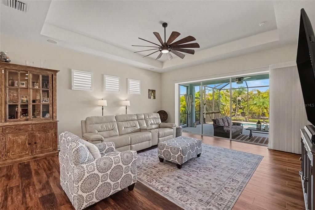 For Sale: $650,000 (4 beds, 2 baths, 2310 Square Feet)