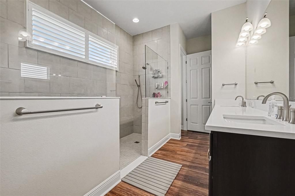 For Sale: $650,000 (4 beds, 2 baths, 2310 Square Feet)