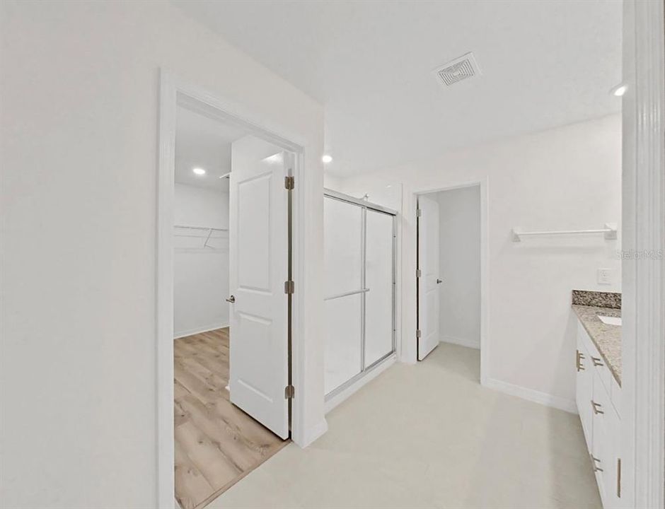 En Venta: $458,900 (6 camas, 3 baños, 3092 Pies cuadrados)