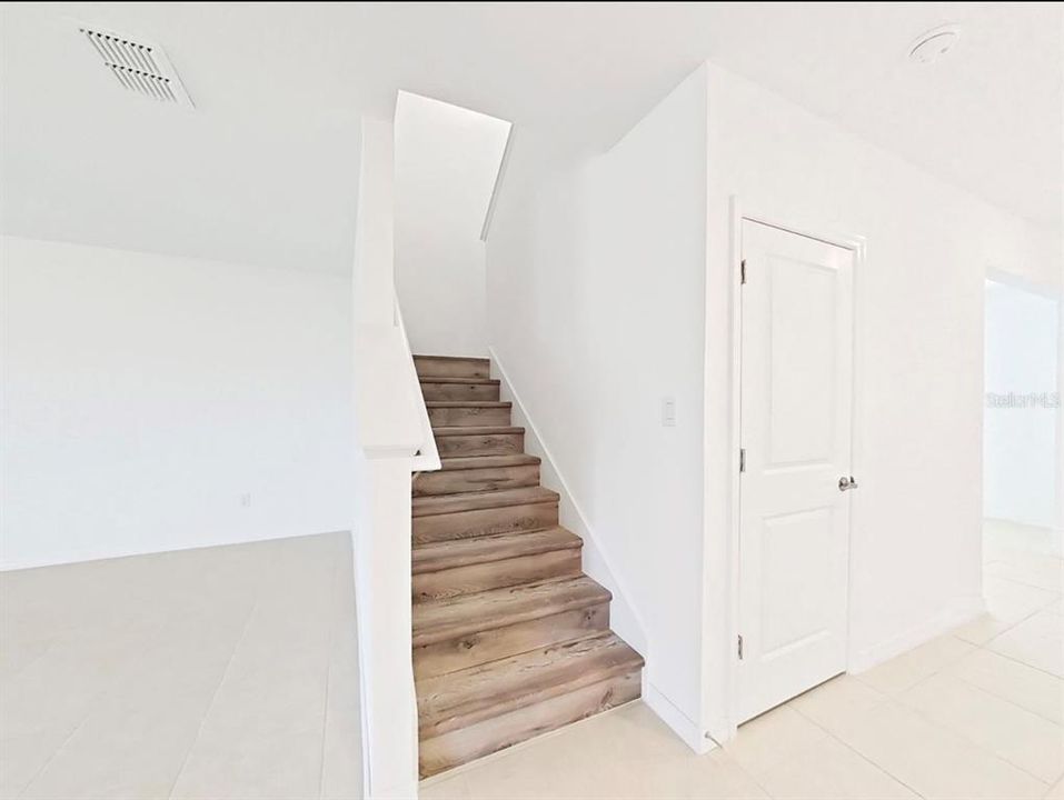 En Venta: $458,900 (6 camas, 3 baños, 3092 Pies cuadrados)