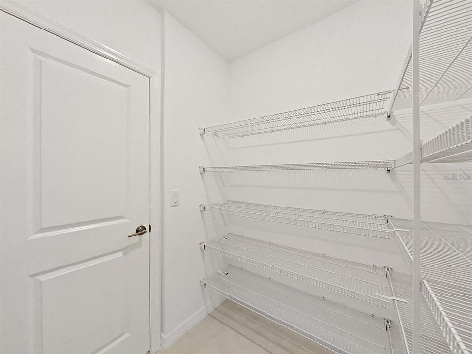 En Venta: $458,900 (6 camas, 3 baños, 3092 Pies cuadrados)
