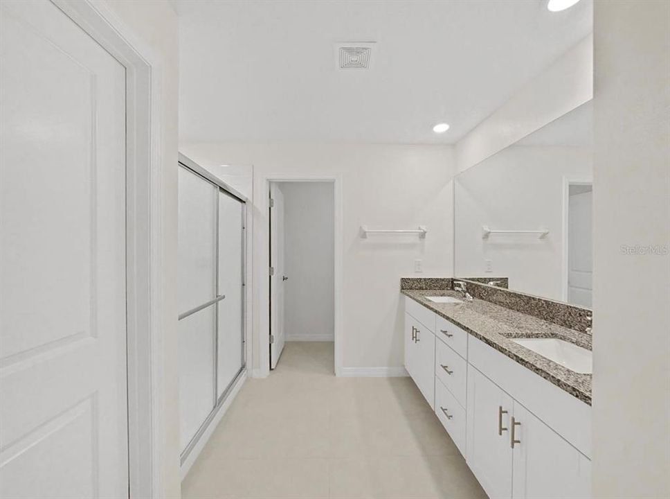 En Venta: $458,900 (6 camas, 3 baños, 3092 Pies cuadrados)
