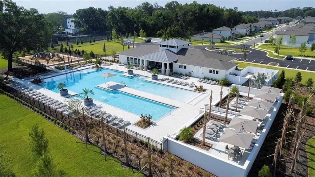 En Venta: $458,900 (6 camas, 3 baños, 3092 Pies cuadrados)