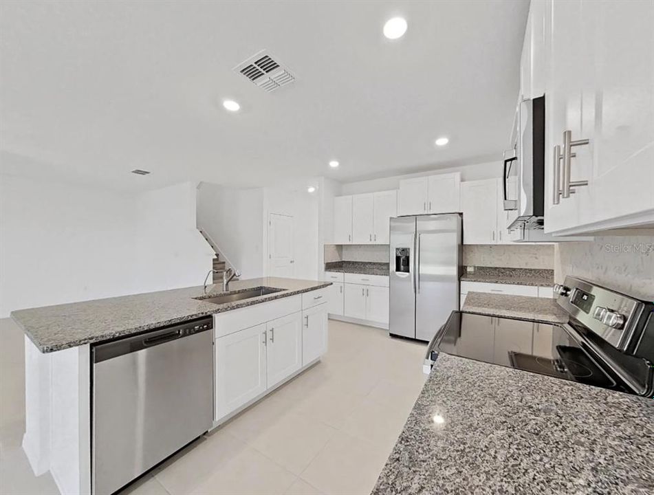 En Venta: $458,900 (6 camas, 3 baños, 3092 Pies cuadrados)