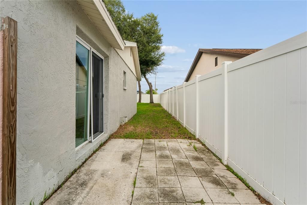 En Venta: $369,900 (3 camas, 2 baños, 1219 Pies cuadrados)