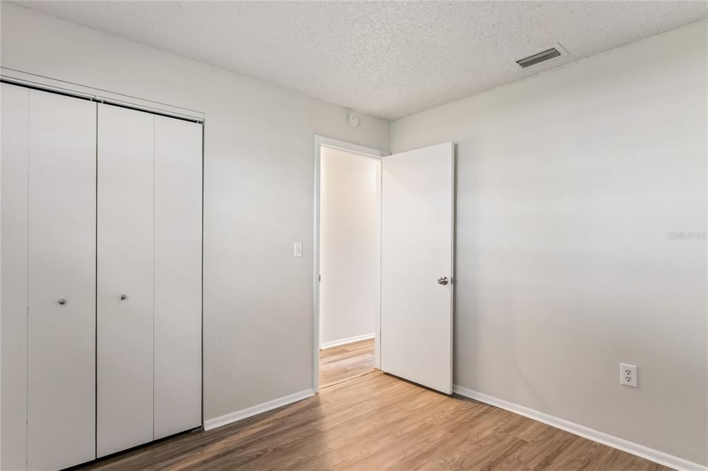 En Venta: $369,900 (3 camas, 2 baños, 1219 Pies cuadrados)