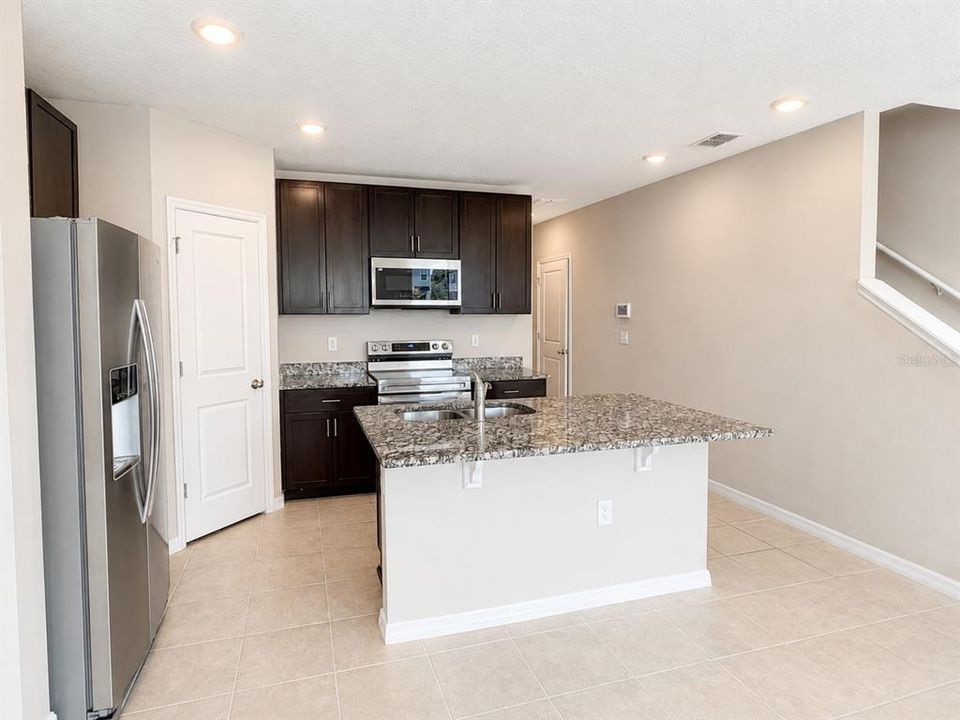 For Sale: $314,900 (3 beds, 2 baths, 1539 Square Feet)
