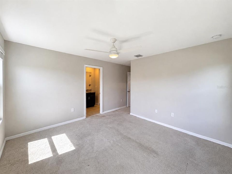 For Sale: $314,900 (3 beds, 2 baths, 1539 Square Feet)