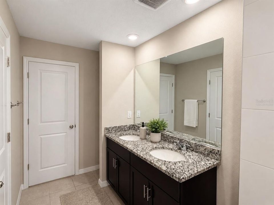 For Sale: $314,900 (3 beds, 2 baths, 1539 Square Feet)