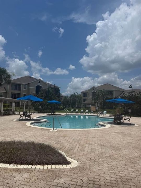 For Rent: $1,395 (1 beds, 1 baths, 856 Square Feet)