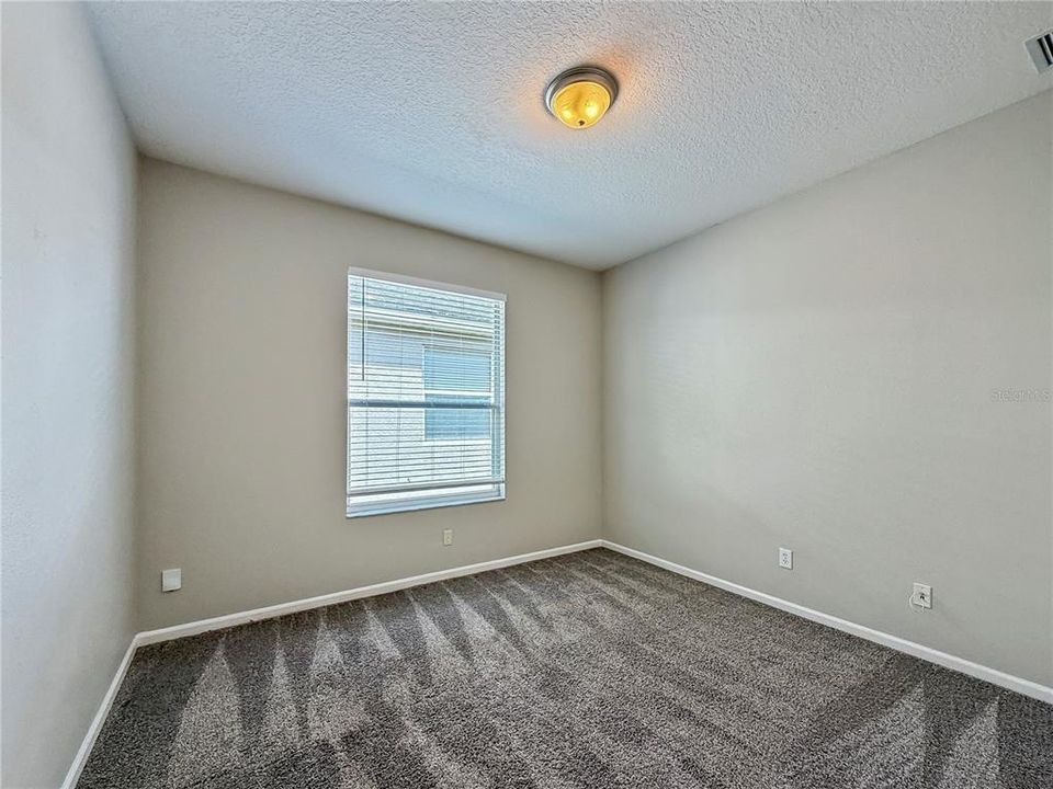 For Rent: $2,725 (4 beds, 2 baths, 2091 Square Feet)