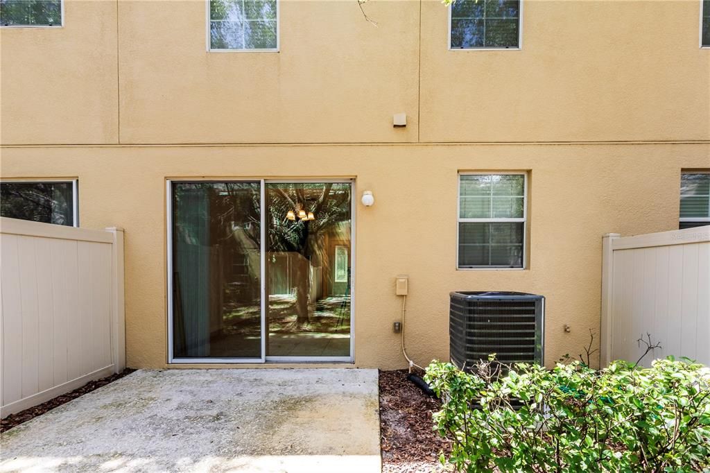 For Rent: $2,395 (3 beds, 2 baths, 1558 Square Feet)