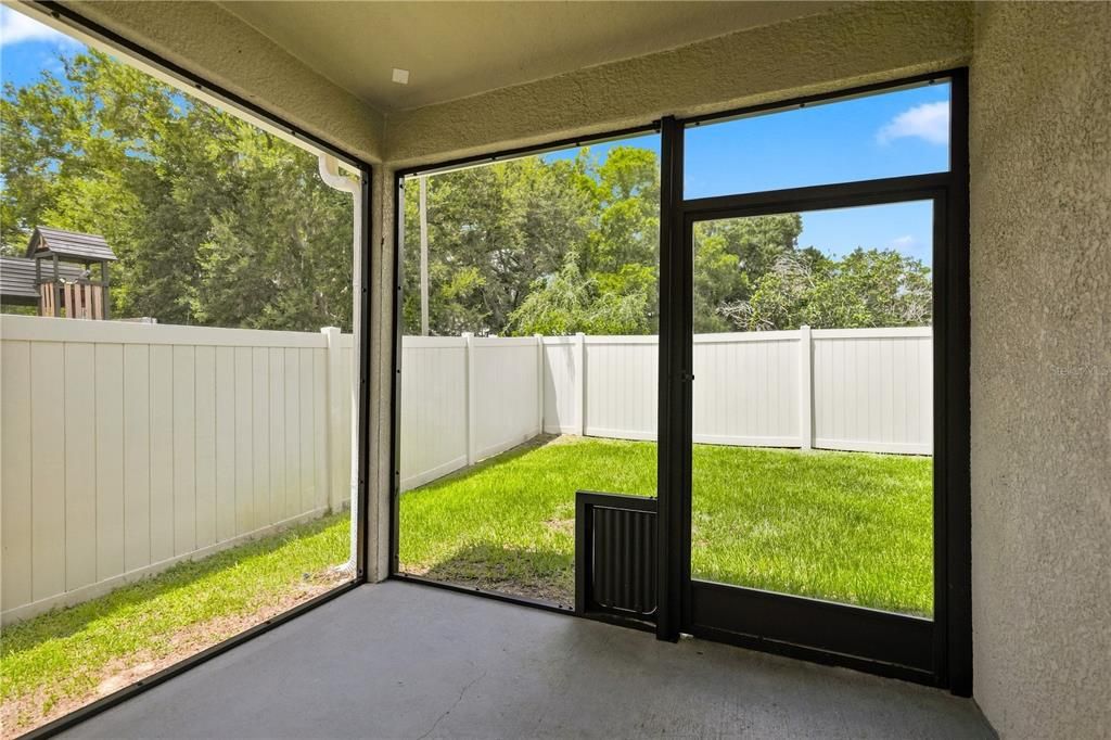 For Rent: $2,300 (3 beds, 2 baths, 1500 Square Feet)