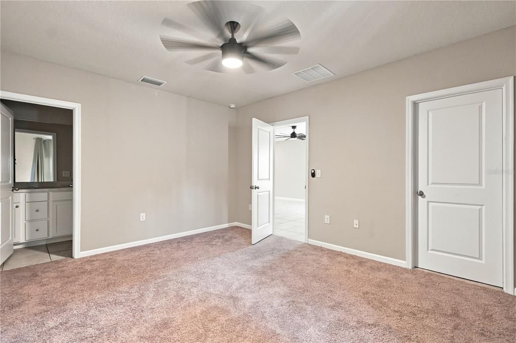 For Rent: $2,300 (3 beds, 2 baths, 1500 Square Feet)