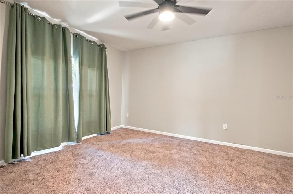 For Rent: $2,300 (3 beds, 2 baths, 1500 Square Feet)