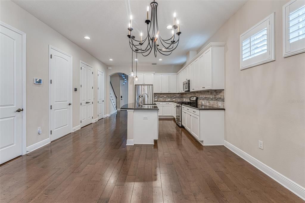 For Rent: $5,250 (3 beds, 2 baths, 2120 Square Feet)
