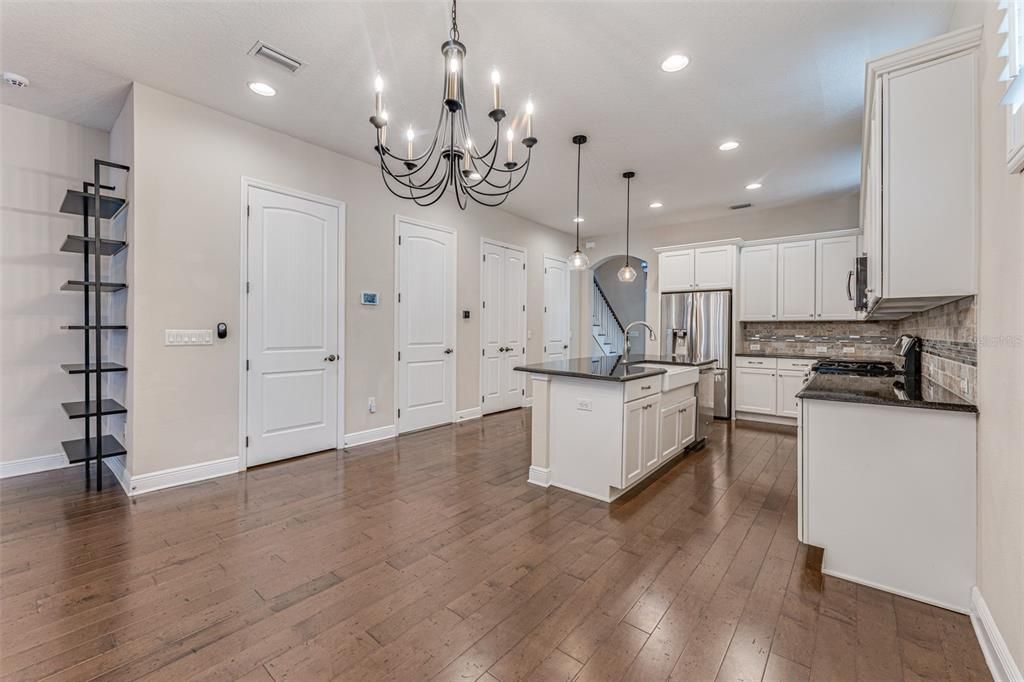 For Rent: $5,250 (3 beds, 2 baths, 2120 Square Feet)