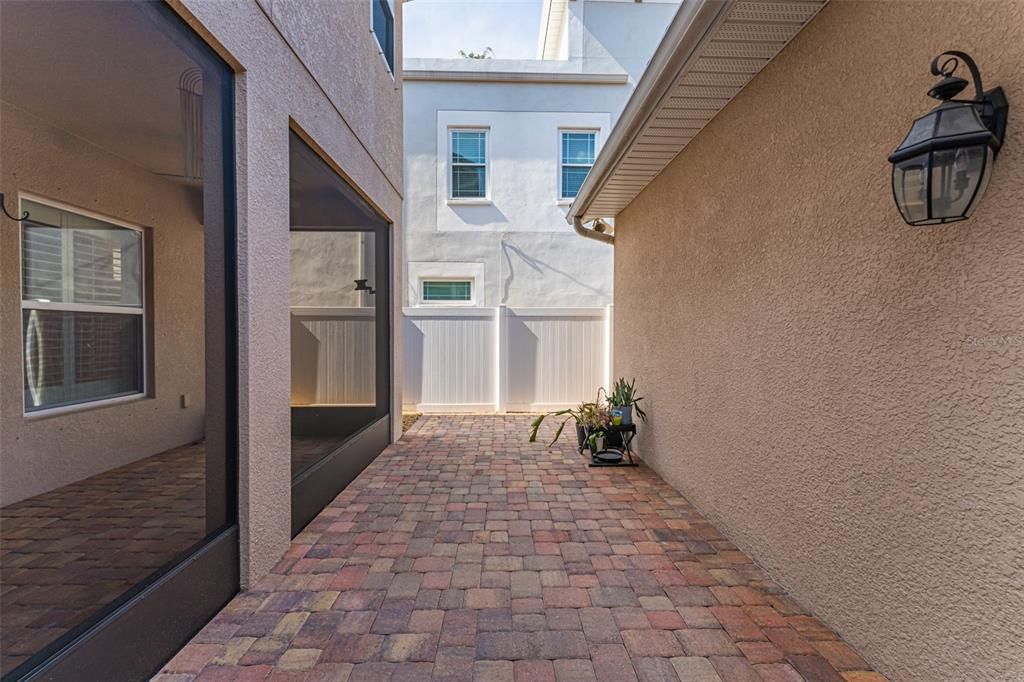 For Rent: $5,250 (3 beds, 2 baths, 2120 Square Feet)