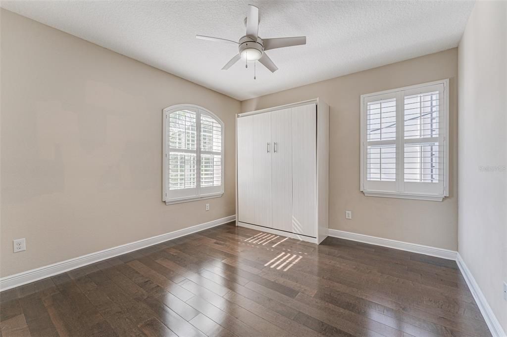 For Rent: $5,250 (3 beds, 2 baths, 2120 Square Feet)