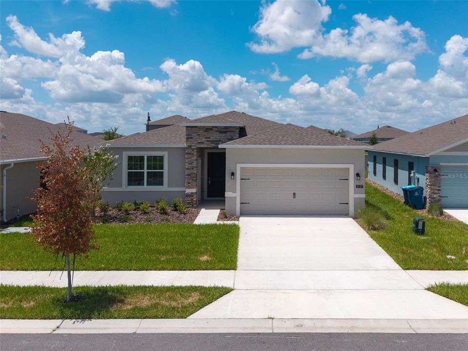 For Rent: $2,490 (4 beds, 3 baths, 2109 Square Feet)