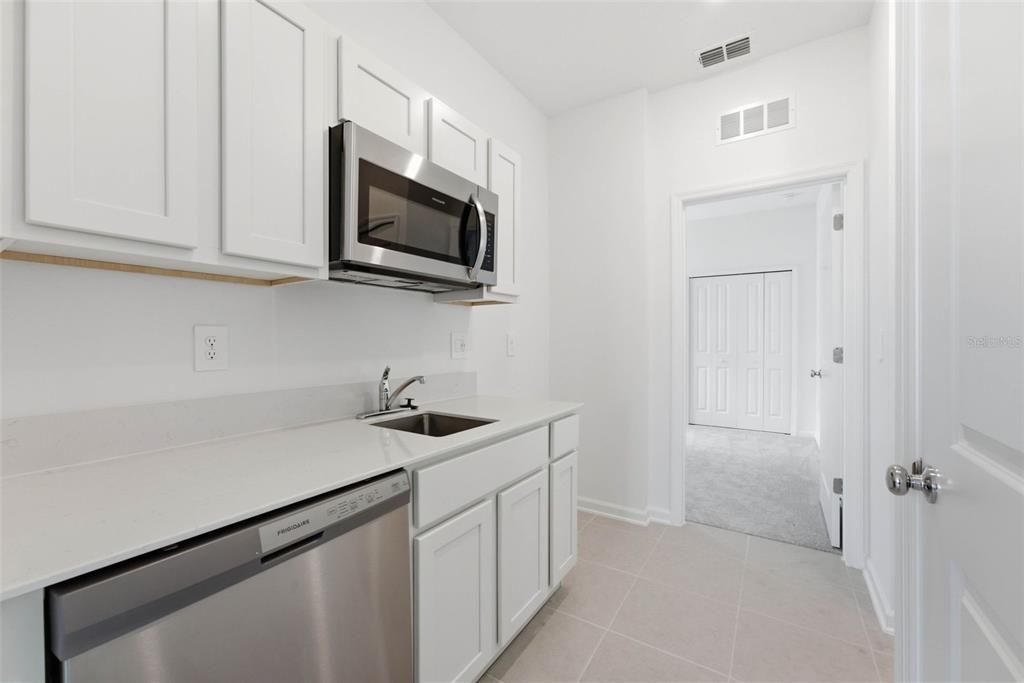 For Rent: $2,490 (4 beds, 3 baths, 2109 Square Feet)