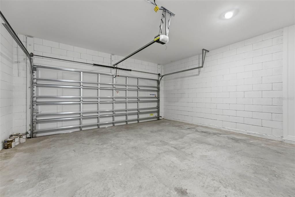 For Rent: $2,490 (4 beds, 3 baths, 2109 Square Feet)